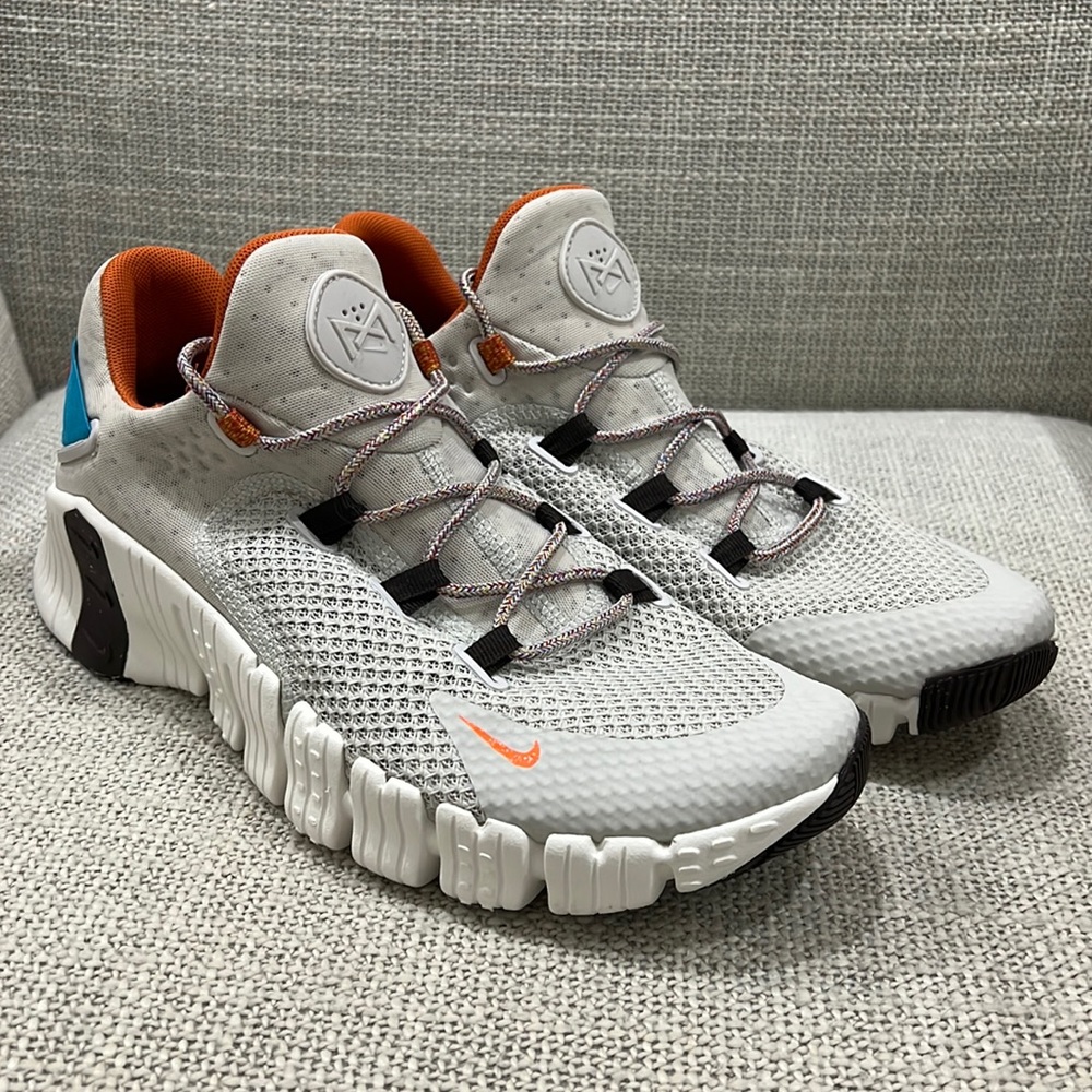 Mens Nike Metcons size 10